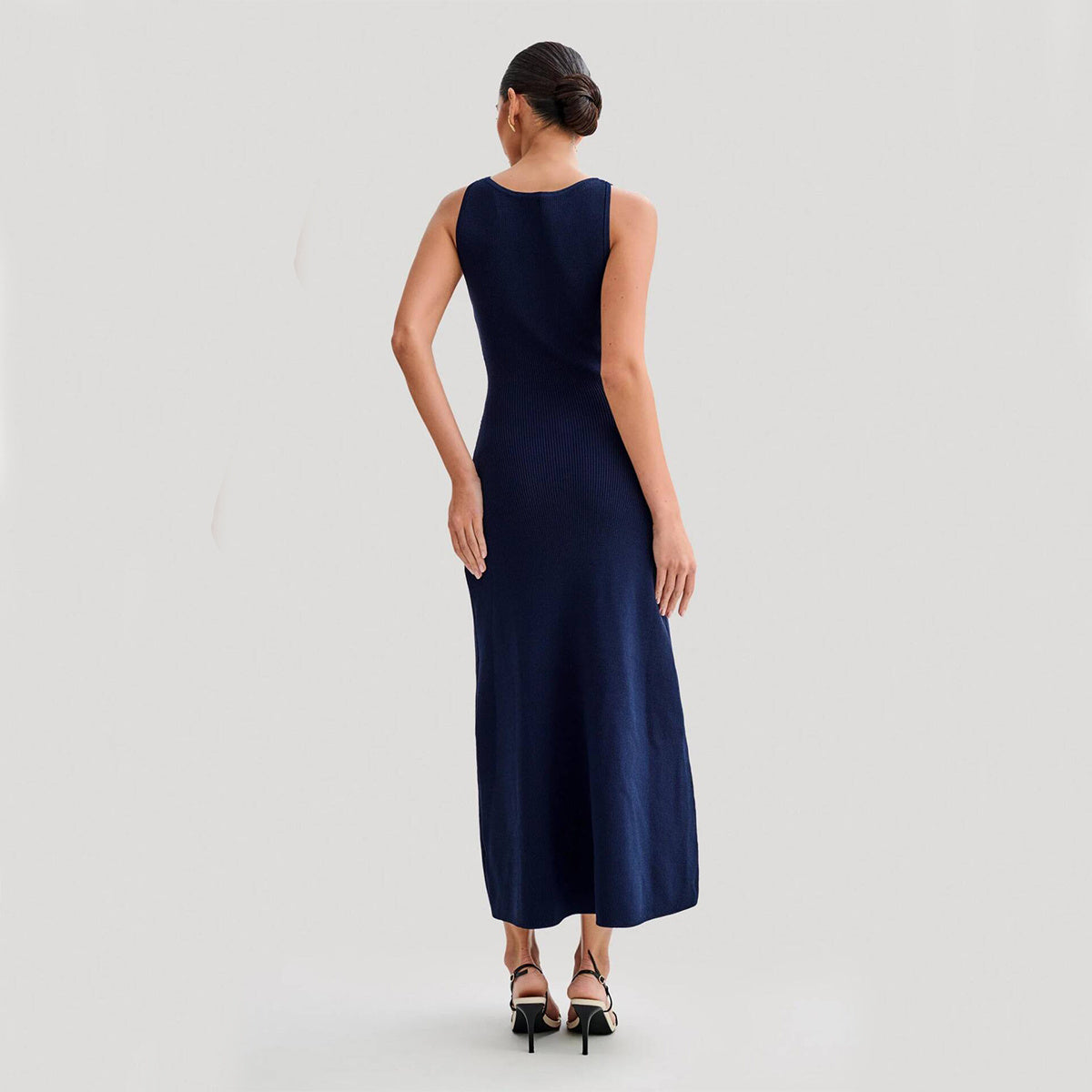 Knitted Sleeveless Slim Dress