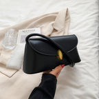 One-Shoulder Retro Shoulder Bag